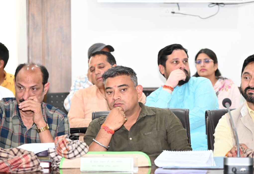 vinod dobhal news meeting
