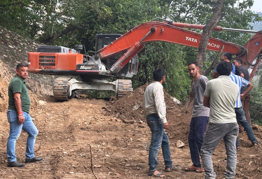 Tiladi Road to Cinema Gali Road Cutting